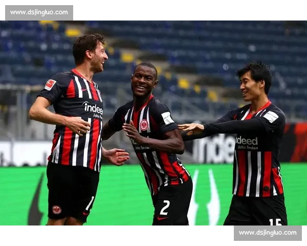 湖vs强敌巅峰对决攻防博弈球星表现左右胜负走向赛场悬念拉满全场